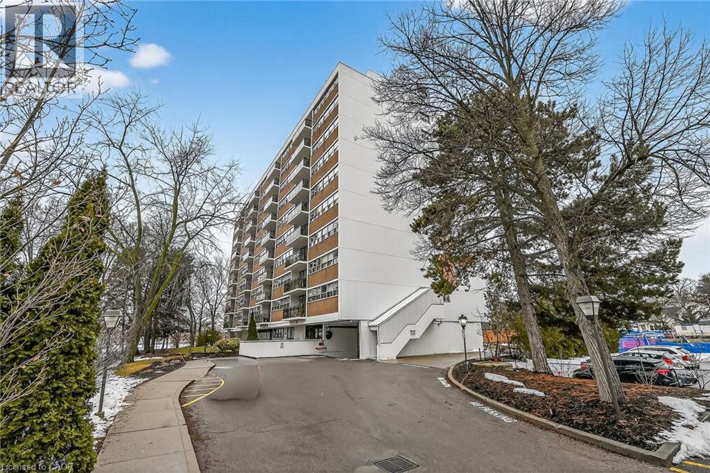 212 KERR Street Unit# 702, Oakville, Ontario
