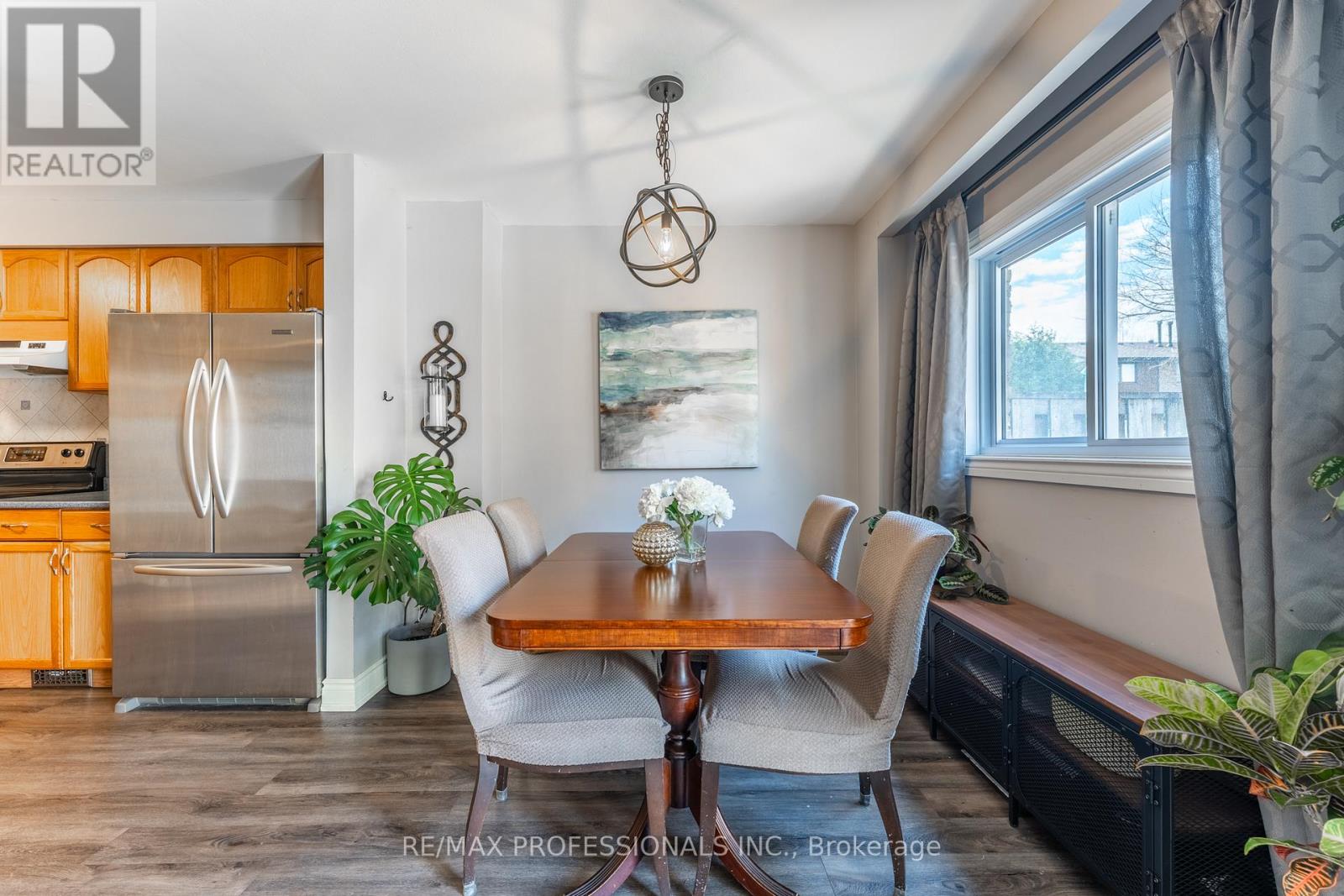 560 Pinedale Avenue, Burlington, Ontario  L7L 3W4 - Photo 10 - W13041768