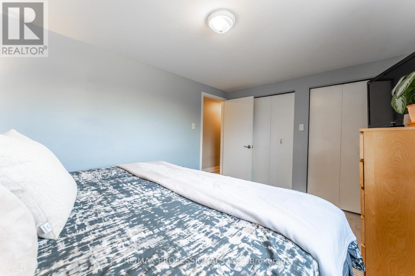 560 Pinedale Avenue, Burlington, Ontario  L7L 3W4 - Photo 22 - W13041768