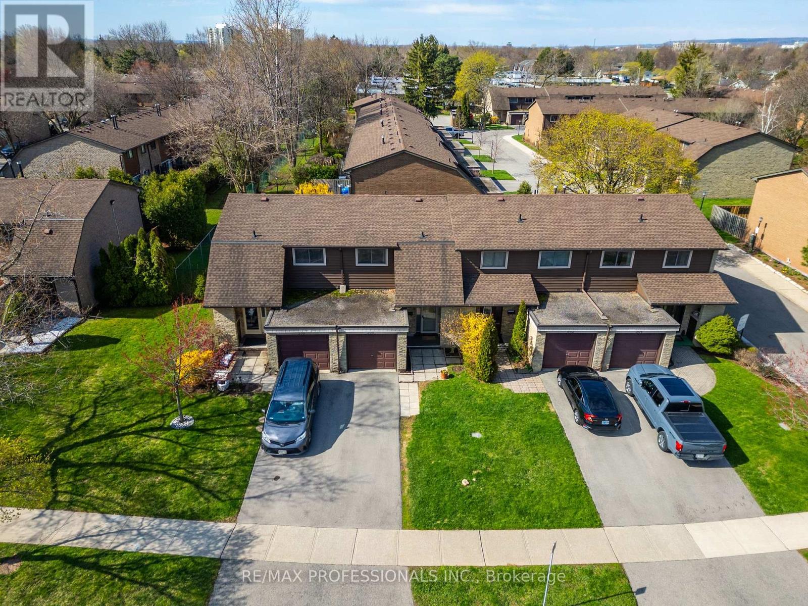 560 Pinedale Avenue, Burlington, Ontario  L7L 3W4 - Photo 36 - W13041768