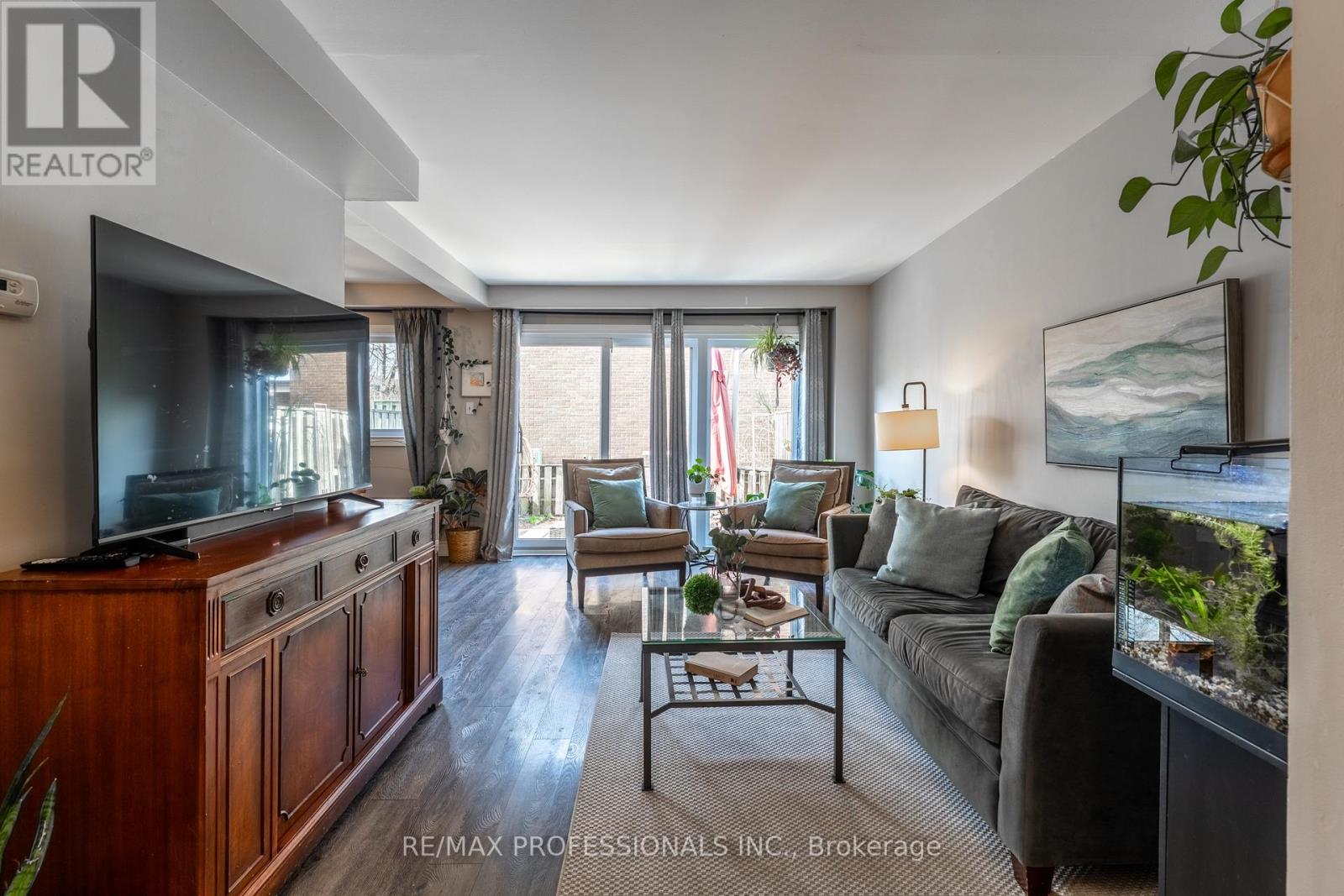 560 Pinedale Avenue, Burlington, Ontario  L7L 3W4 - Photo 5 - W13041768