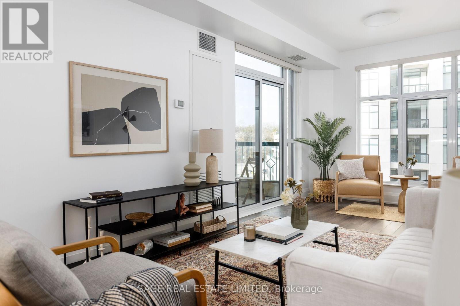 504 - 2 Old Mill Drive, Toronto, Ontario  M6S 0A2 - Photo 2 - W13041830