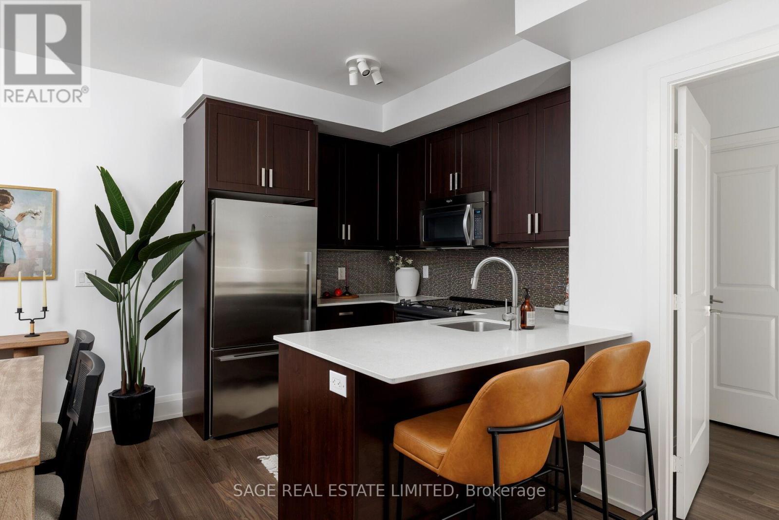 504 - 2 Old Mill Drive, Toronto, Ontario  M6S 0A2 - Photo 22 - W13041830