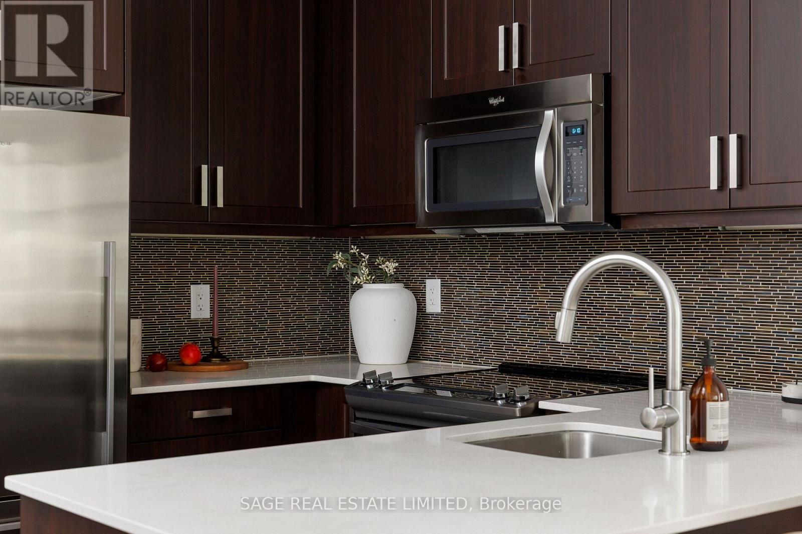 504 - 2 Old Mill Drive, Toronto, Ontario  M6S 0A2 - Photo 23 - W13041830