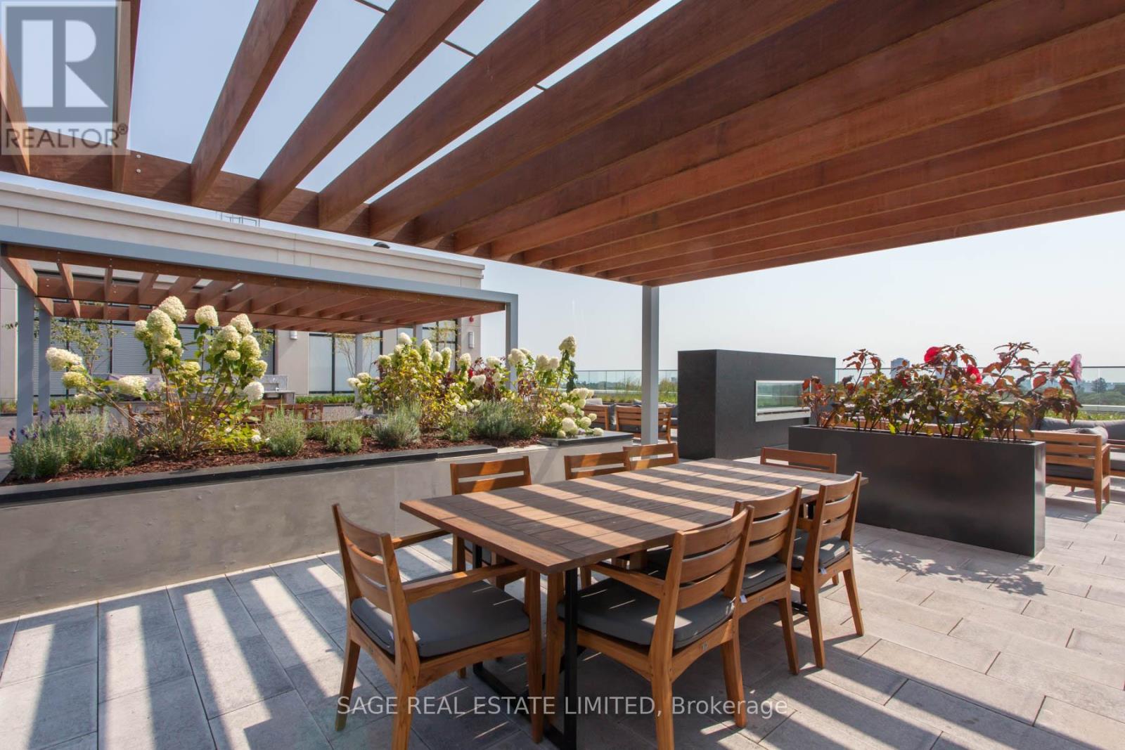 504 - 2 Old Mill Drive, Toronto, Ontario  M6S 0A2 - Photo 3 - W13041830