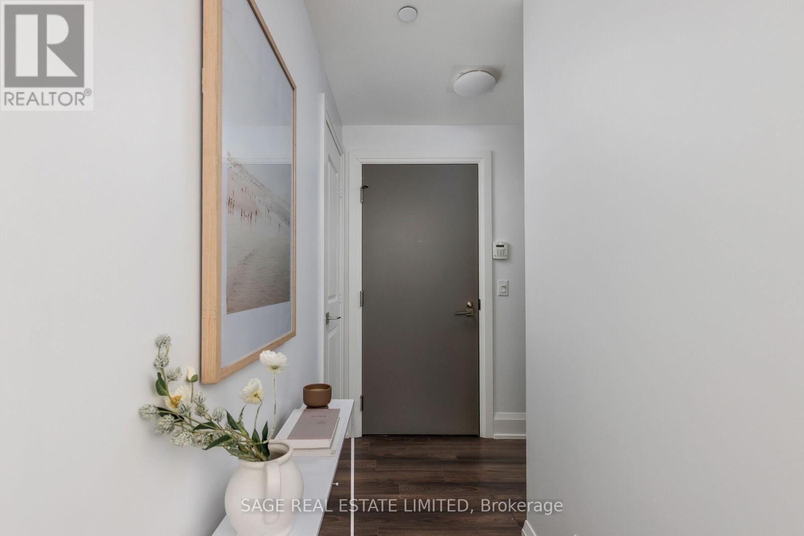 504 - 2 Old Mill Drive, Toronto, Ontario  M6S 0A2 - Photo 7 - W13041830