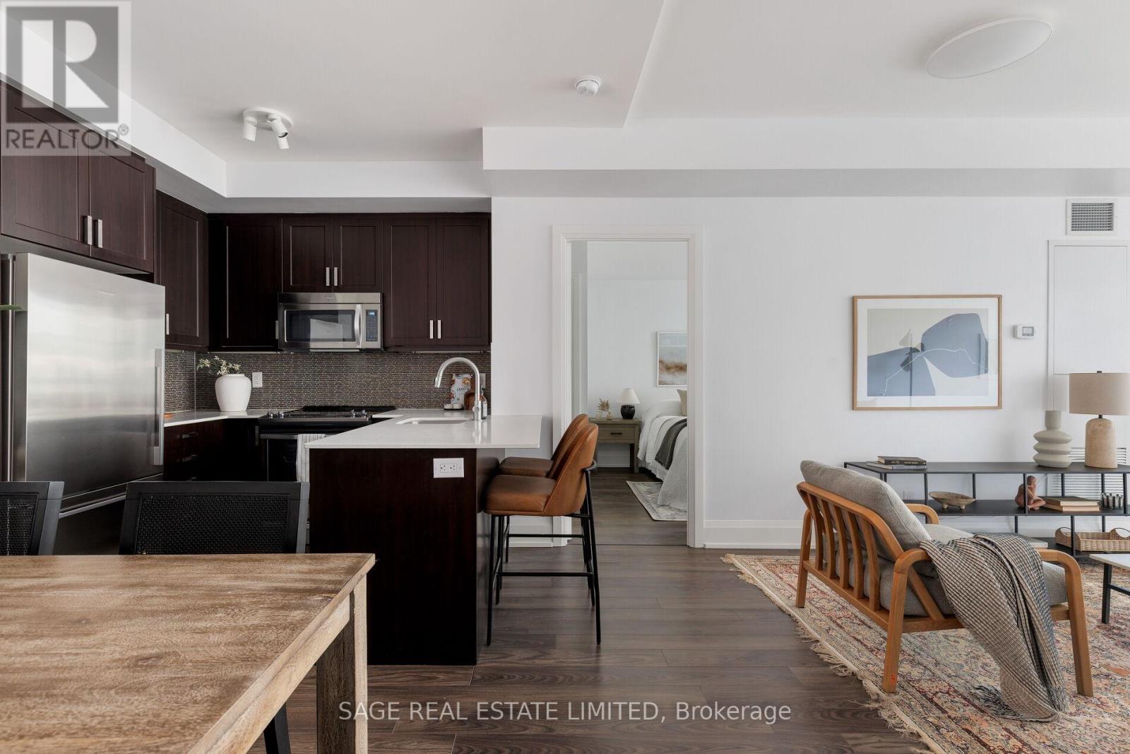 504 - 2 Old Mill Drive, Toronto, Ontario  M6S 0A2 - Photo 9 - W13041830