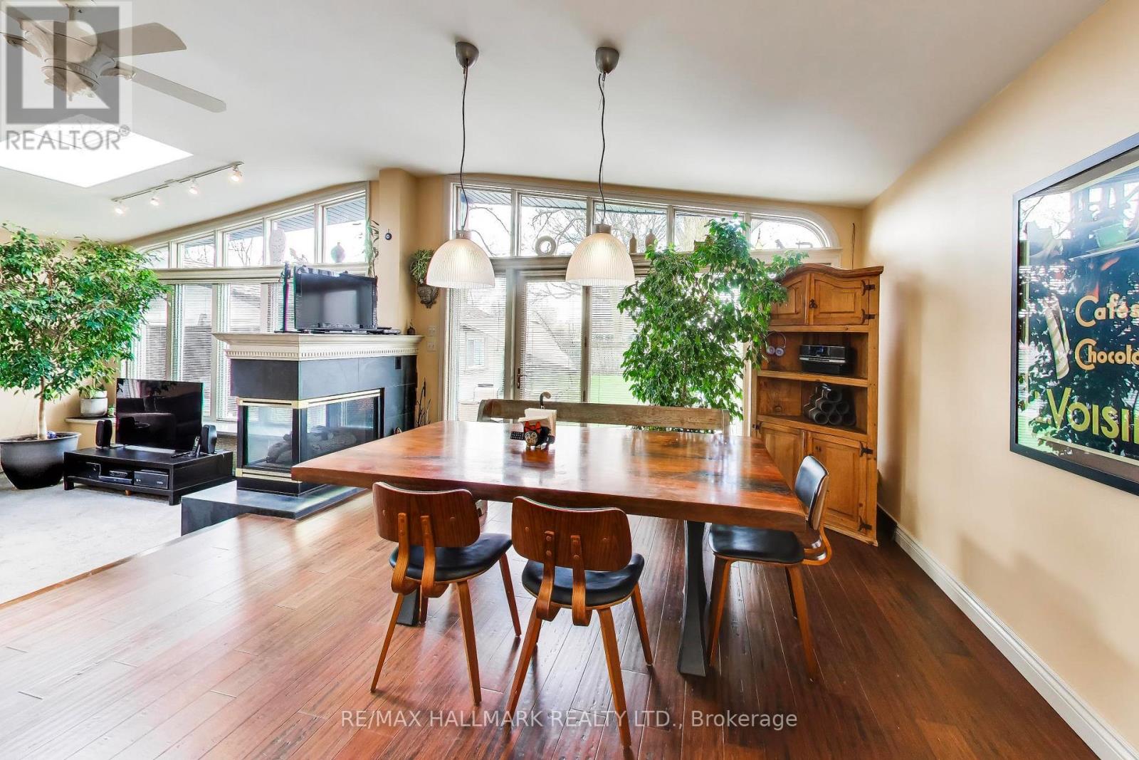 76 Ashbourne Drive, Toronto, Ontario  M9B 4H5 - Photo 13 - W13041846