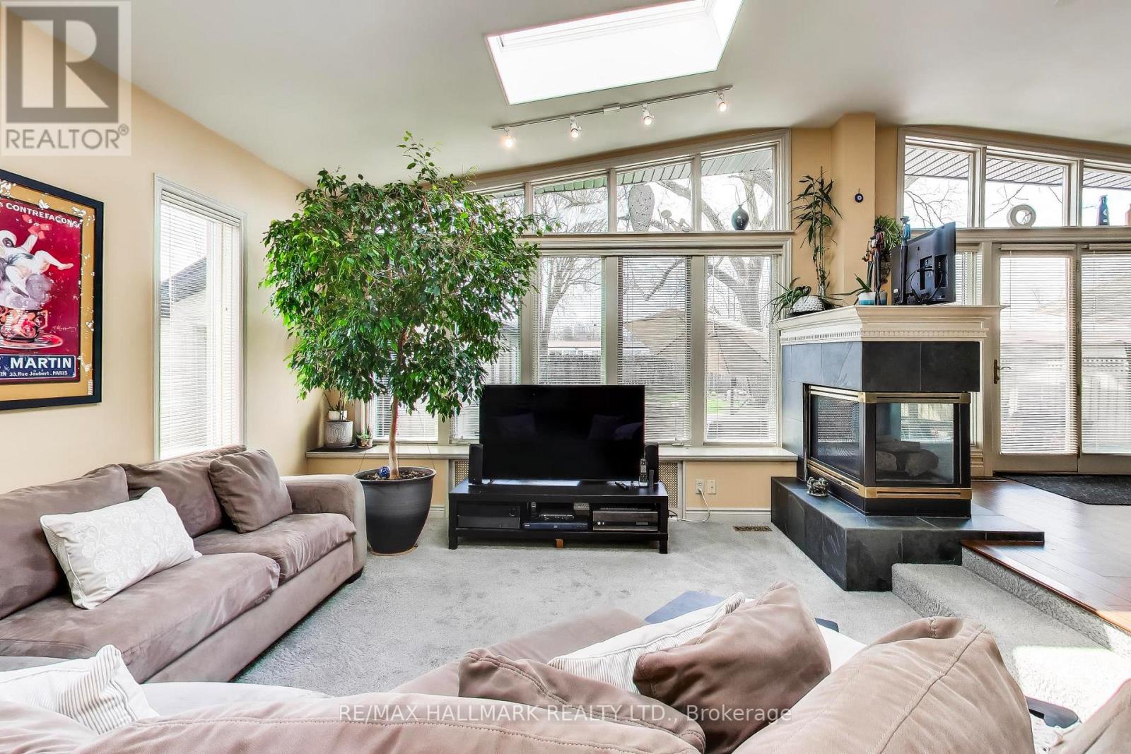 76 Ashbourne Drive, Toronto, Ontario  M9B 4H5 - Photo 17 - W13041846