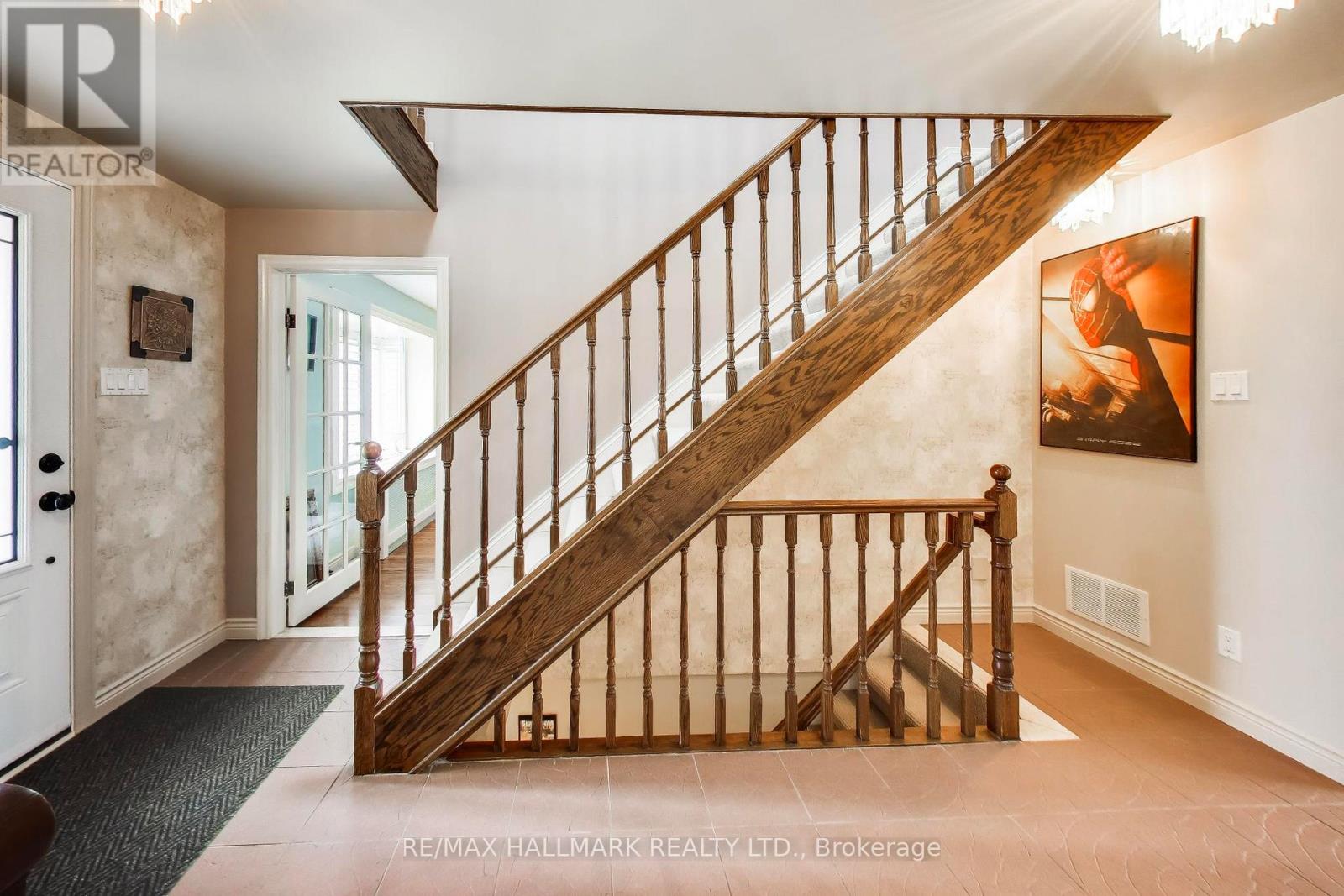 76 Ashbourne Drive, Toronto, Ontario  M9B 4H5 - Photo 3 - W13041846