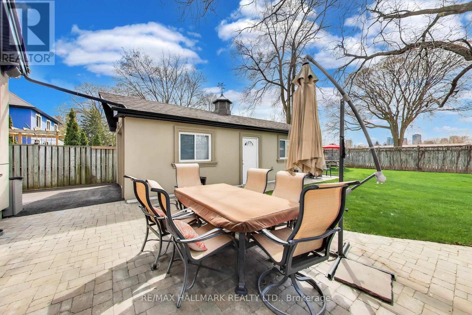 76 Ashbourne Drive, Toronto, Ontario  M9B 4H5 - Photo 40 - W13041846