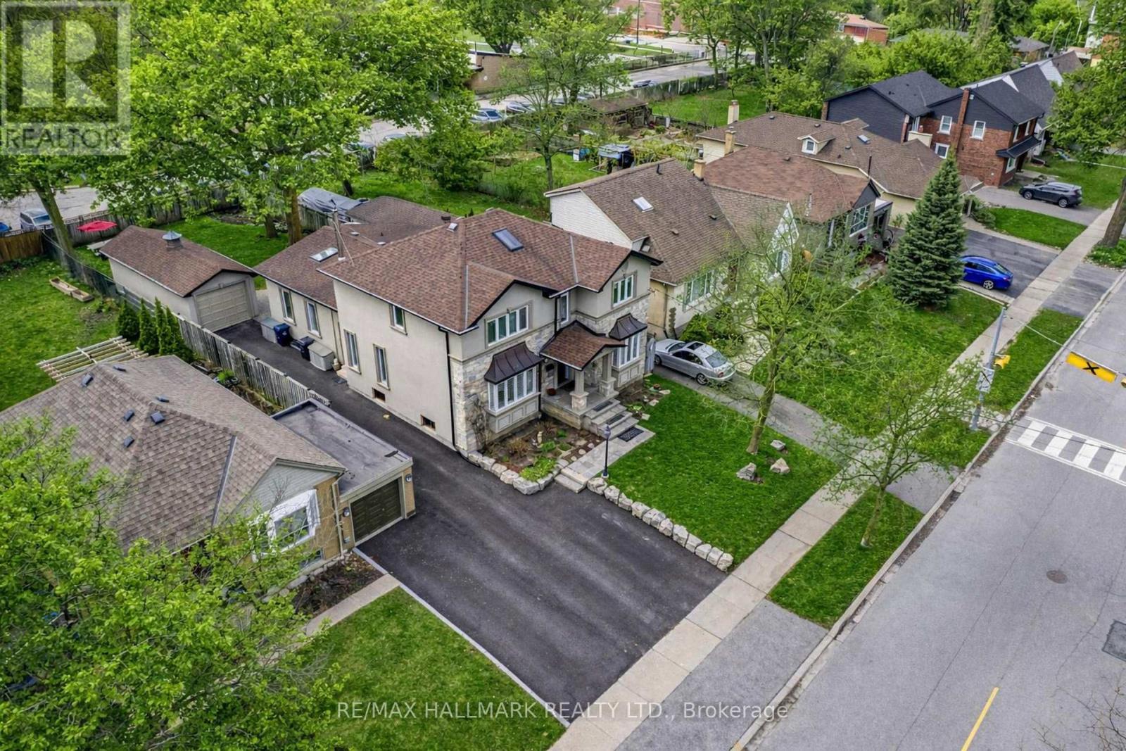 76 Ashbourne Drive, Toronto, Ontario  M9B 4H5 - Photo 49 - W13041846