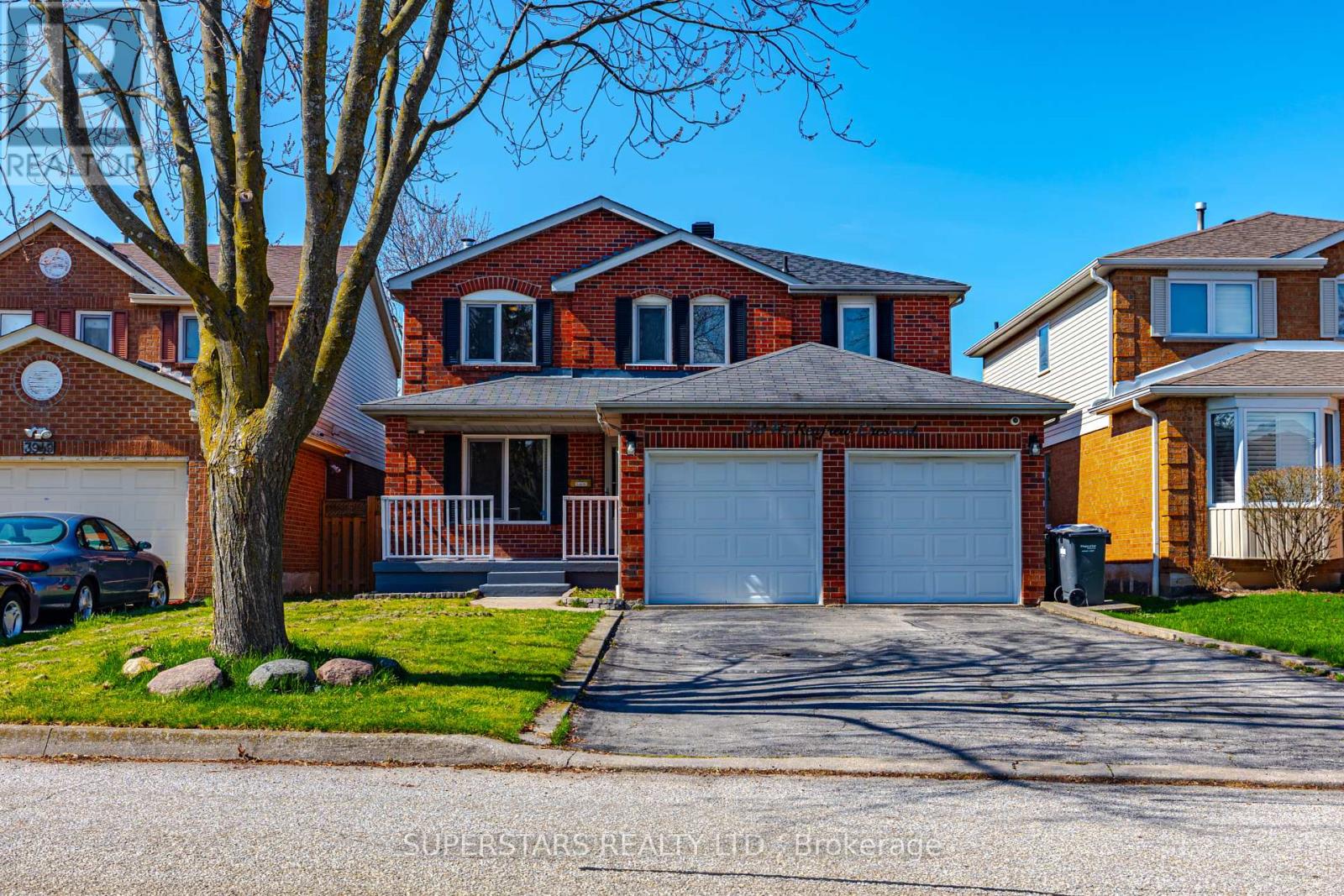 3945 Renfrew Crescent, Mississauga, Ontario  L5L 4J6 - Photo 1 - W13041864