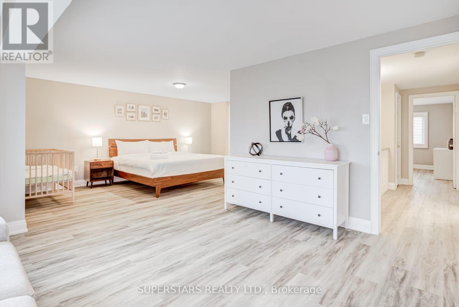 3945 Renfrew Crescent, Mississauga, Ontario  L5L 4J6 - Photo 18 - W13041864