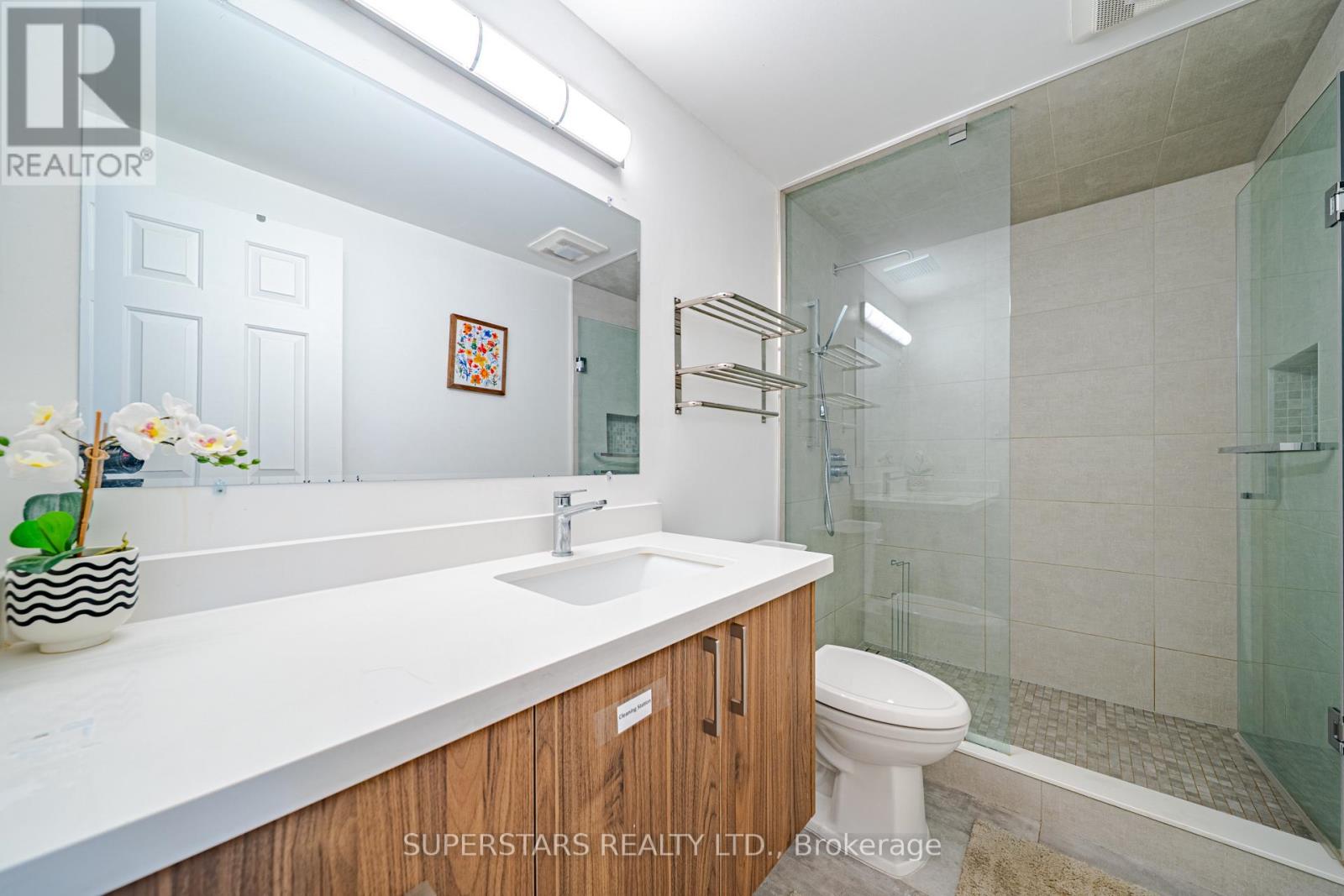 3945 Renfrew Crescent, Mississauga, Ontario  L5L 4J6 - Photo 28 - W13041864