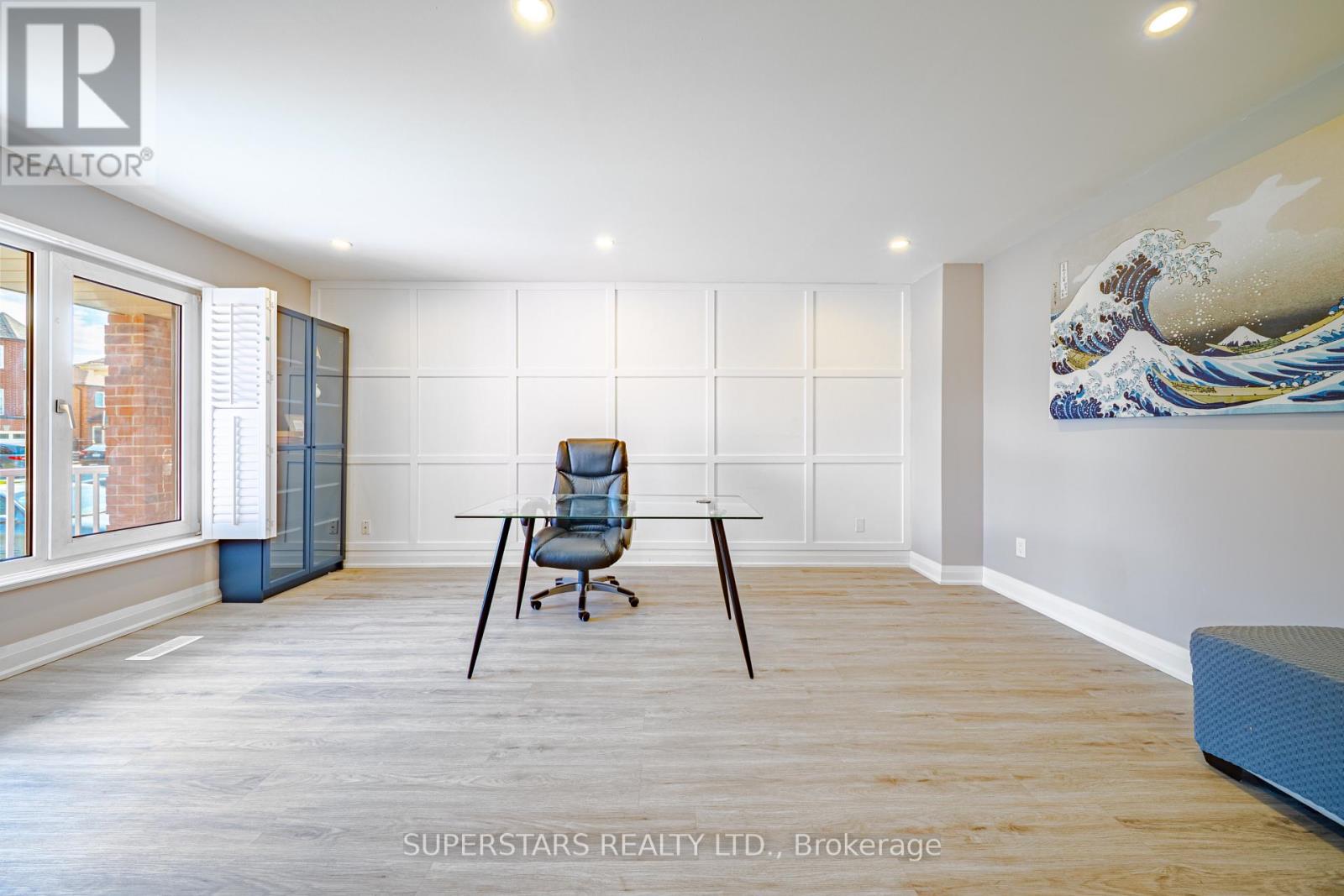 3945 Renfrew Crescent, Mississauga, Ontario  L5L 4J6 - Photo 4 - W13041864