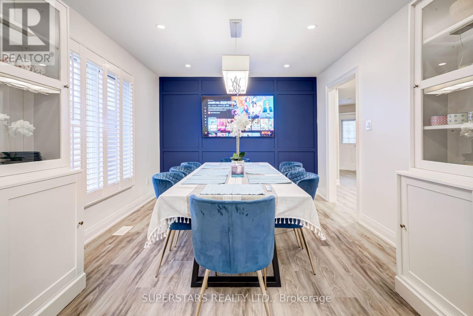 3945 Renfrew Crescent, Mississauga, Ontario  L5L 4J6 - Photo 5 - W13041864