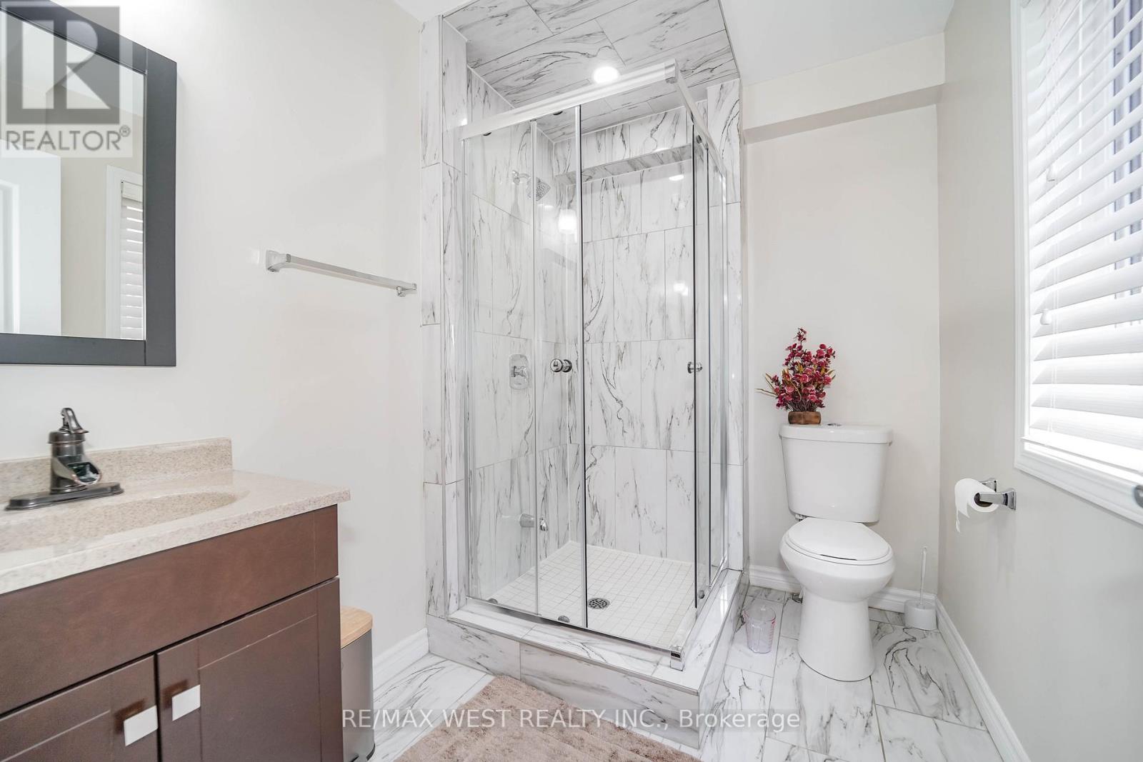 7 Aldersgate Drive, Brampton, Ontario  L7A 4A9 - Photo 10 - W13041866