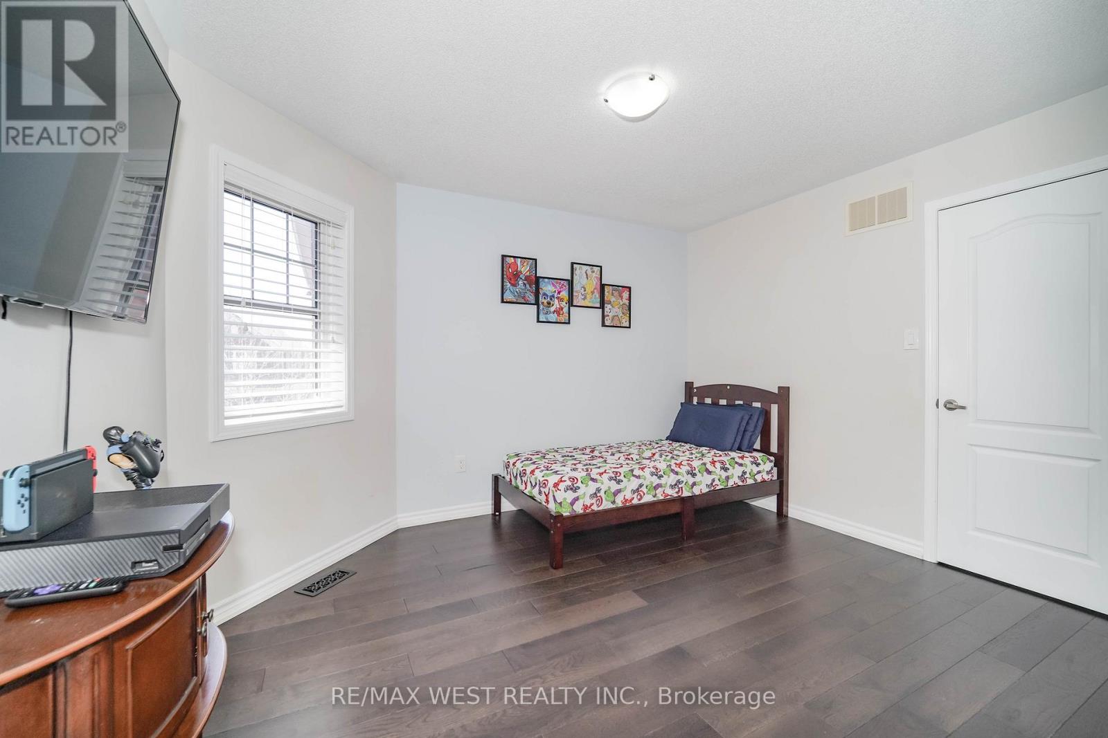 7 Aldersgate Drive, Brampton, Ontario  L7A 4A9 - Photo 11 - W13041866