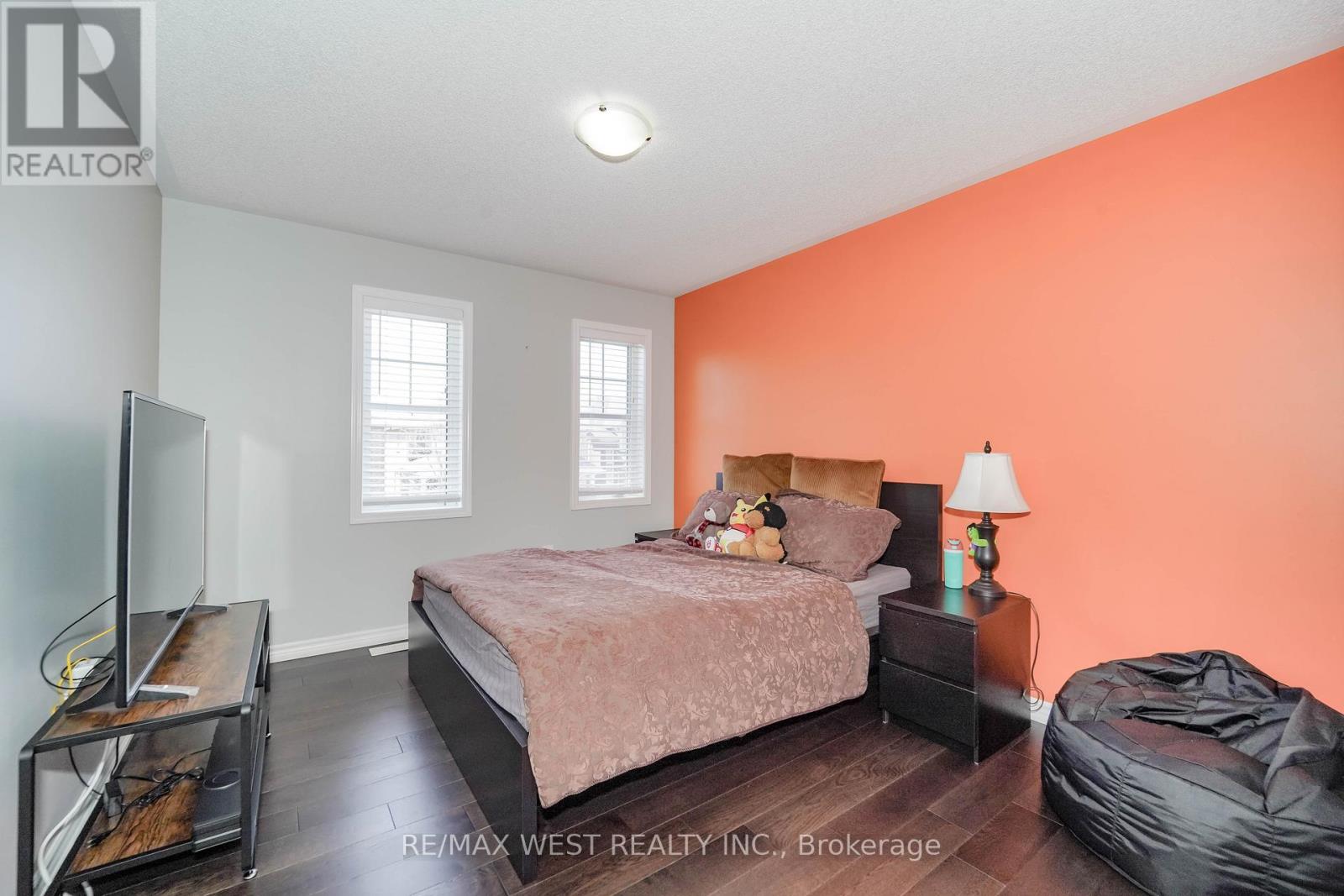 7 Aldersgate Drive, Brampton, Ontario  L7A 4A9 - Photo 9 - W13041866