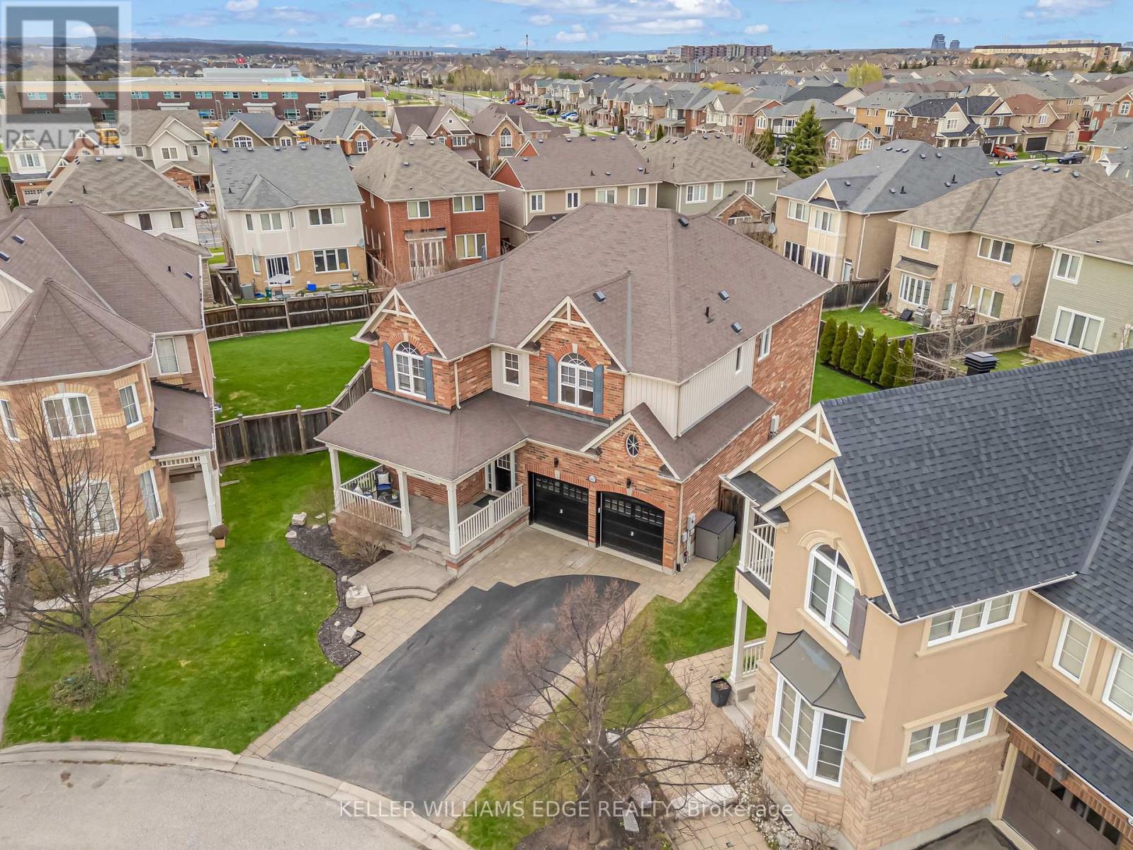 265 Goutouski Crescent, Milton, Ontario  L9T 7B4 - Photo 2 - W13041914