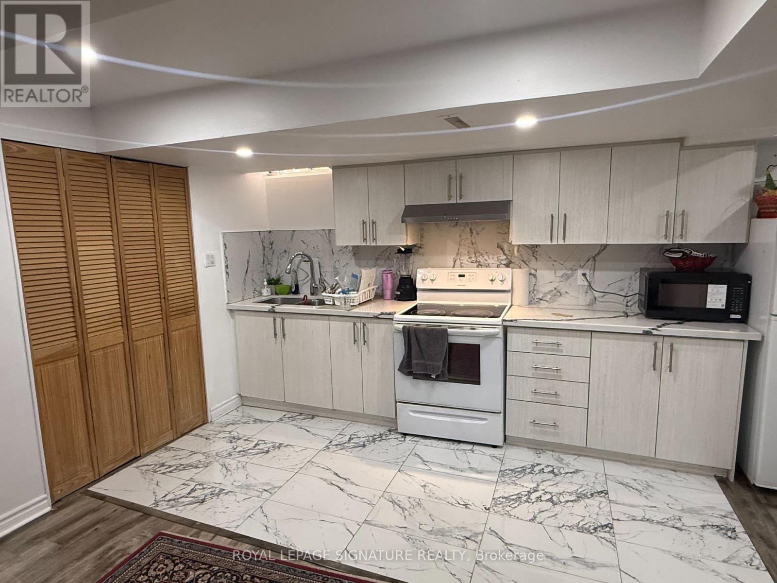 814 Golden Farmer Way, Mississauga, Ontario  L5W 1A7 - Photo 26 - W13041988