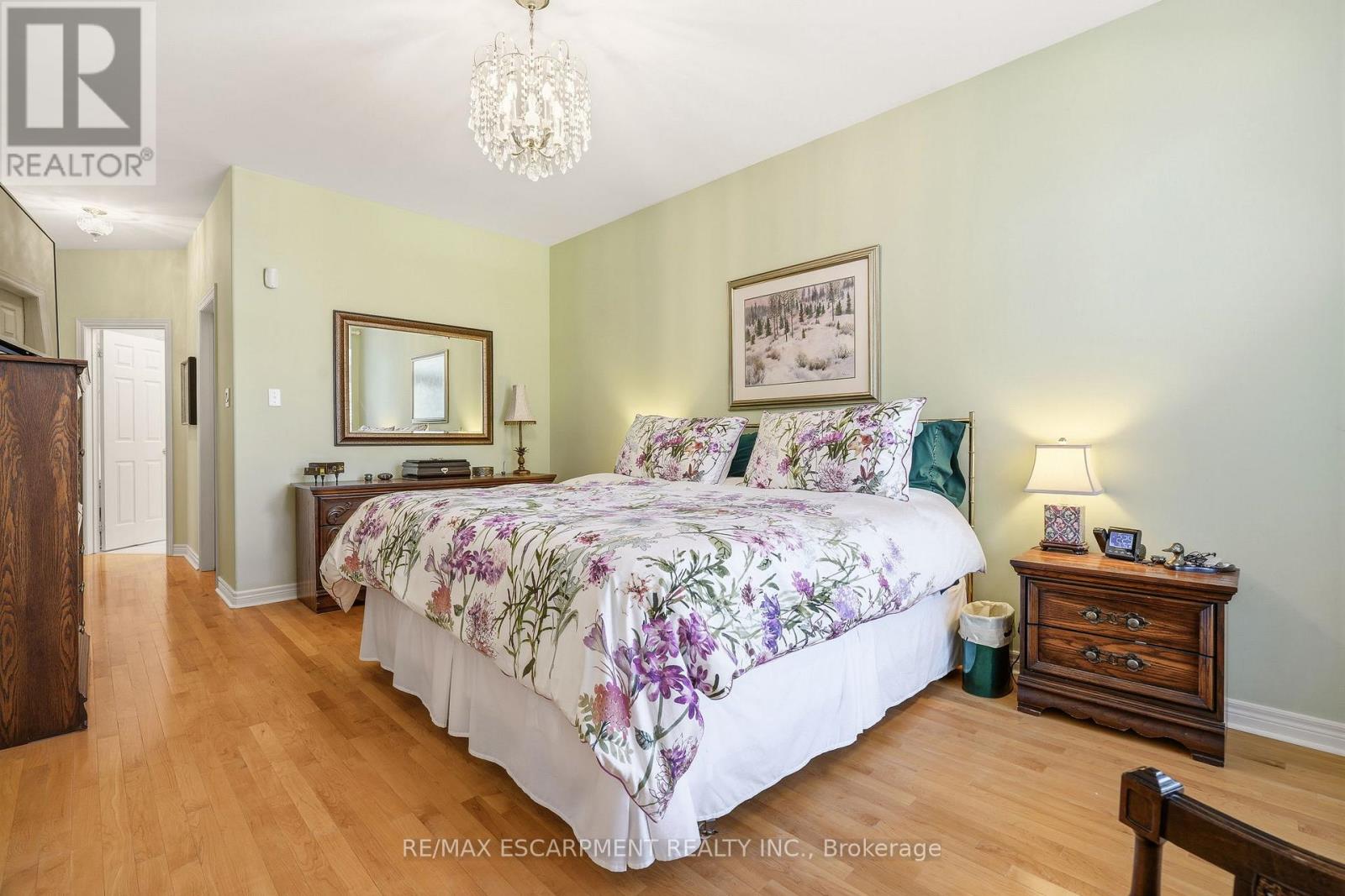 4172 Stonebridge Crescent, Burlington, Ontario  L7M 4N2 - Photo 23 - W13041998