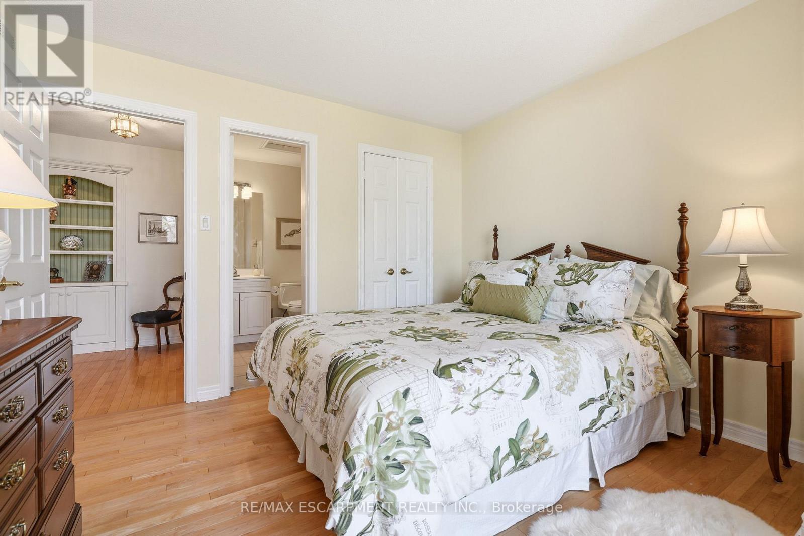 4172 Stonebridge Crescent, Burlington, Ontario  L7M 4N2 - Photo 34 - W13041998