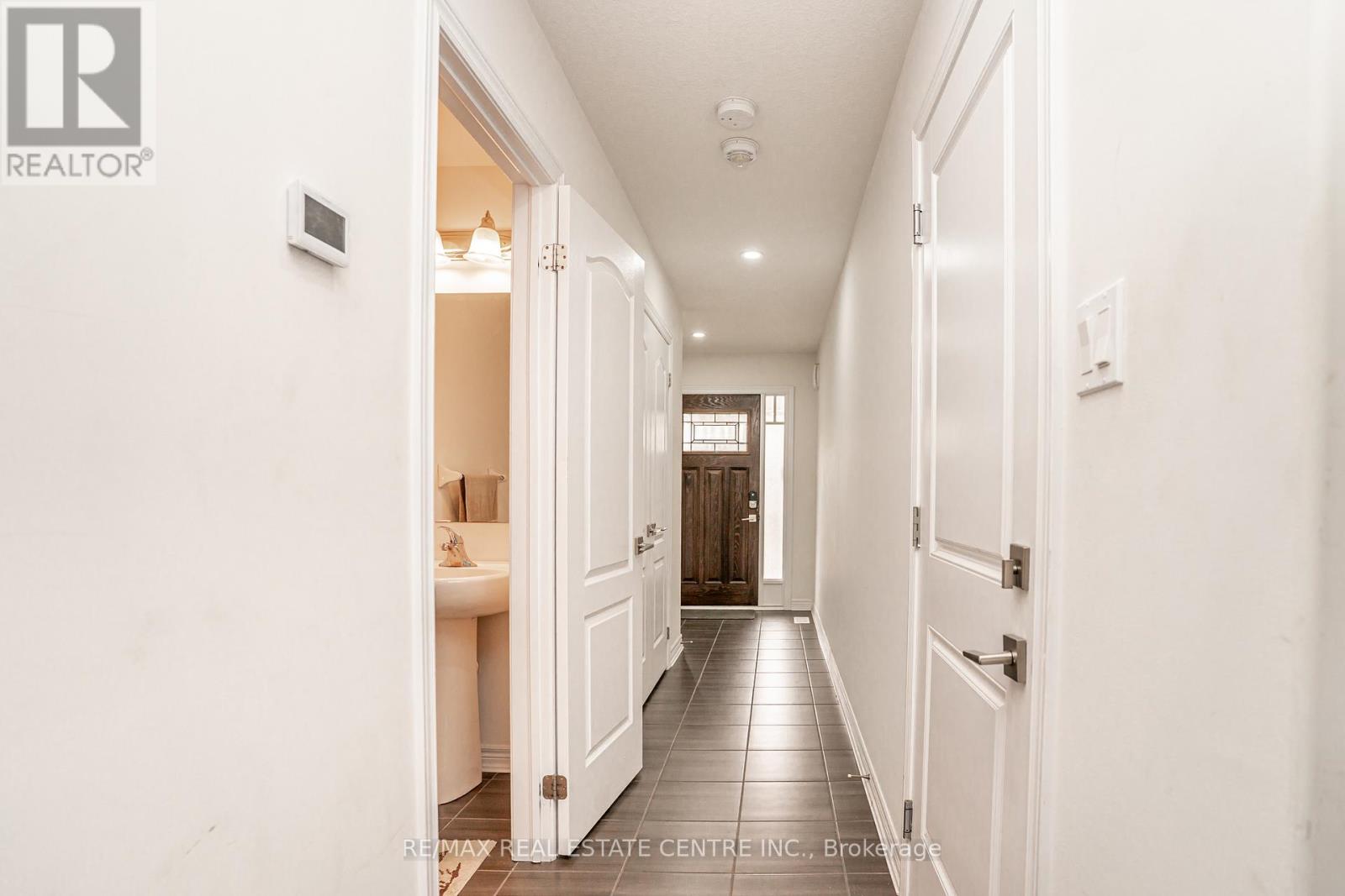 11 Winterton Court, Orangeville, Ontario  L9W 7N5 - Photo 3 - W13042018