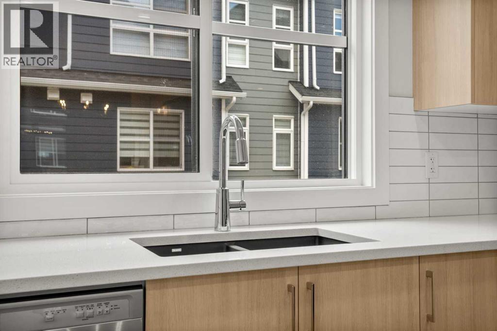 124, 285 Chelsea Court, Chestermere, Alberta  T1X 2W7 - Photo 15 - A2300026