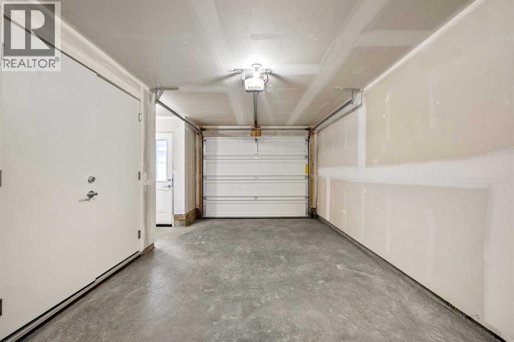 124, 285 Chelsea Court, Chestermere, Alberta  T1X 2W7 - Photo 34 - A2300026