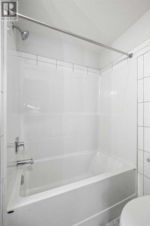 124, 285 Chelsea Court, Chestermere, Alberta  T1X 2W7 - Photo 40 - A2300026