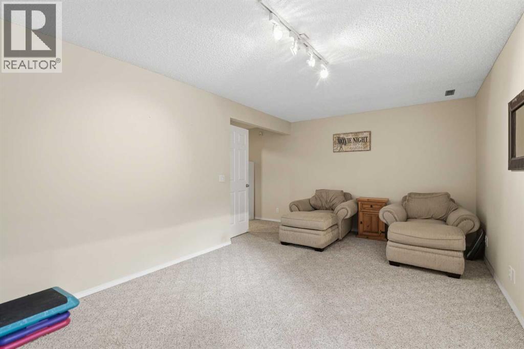 55 Cedarview Mews SW, Calgary, Alberta  T2W 6H8 - Photo 32 - A2304028
