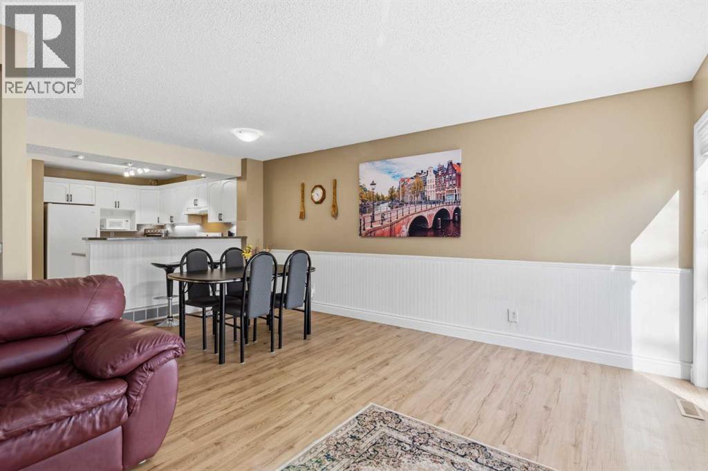 55 Cedarview Mews SW, Calgary, Alberta  T2W 6H8 - Photo 11 - A2304028
