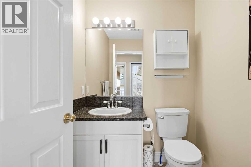 55 Cedarview Mews SW, Calgary, Alberta  T2W 6H8 - Photo 18 - A2304028