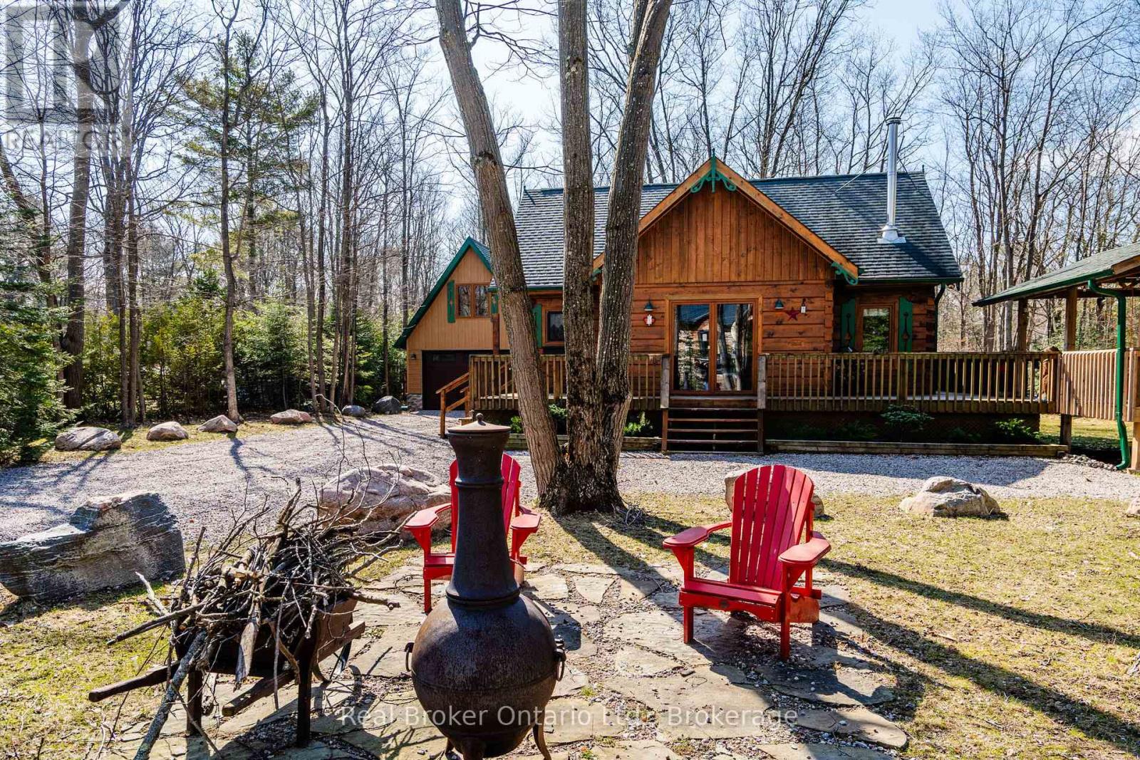 23 CROWN COURT, Tiny, Ontario