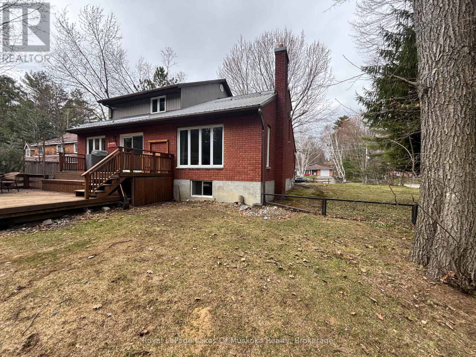 9 Daleman Drive, Bracebridge, Ontario  P1L 1A8 - Photo 6 - X12950554