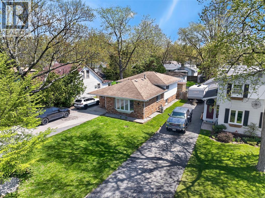 226 Edgewater Boulevard, Tecumseh, Ontario  N8N 2H2 - Photo 48 - 26009125