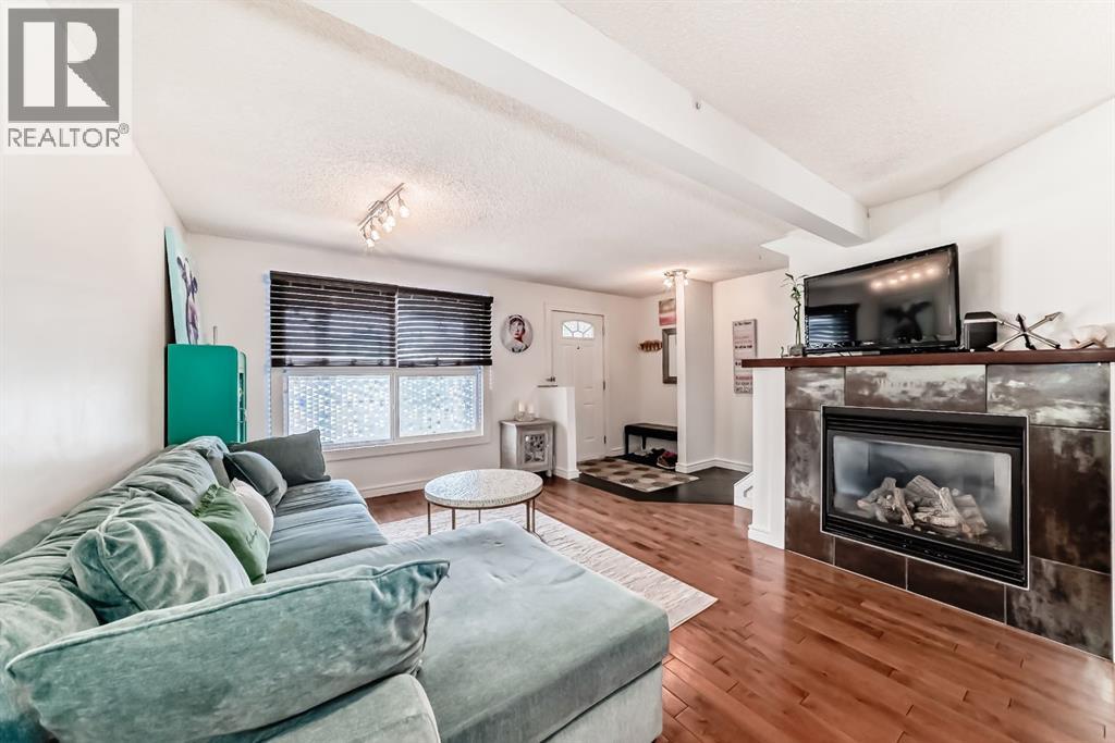 534 Woodbine Boulevard Sw, Calgary, Alberta  T2W 4Z9 - Photo 5 - A2304797