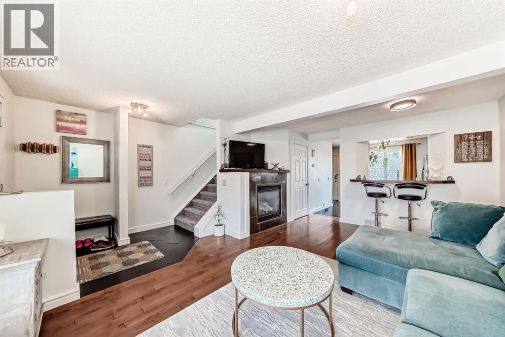 534 Woodbine Boulevard Sw, Calgary, Alberta  T2W 4Z9 - Photo 6 - A2304797