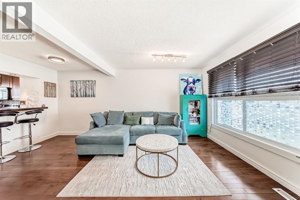 534 Woodbine Boulevard Sw, Calgary, Alberta  T2W 4Z9 - Photo 7 - A2304797