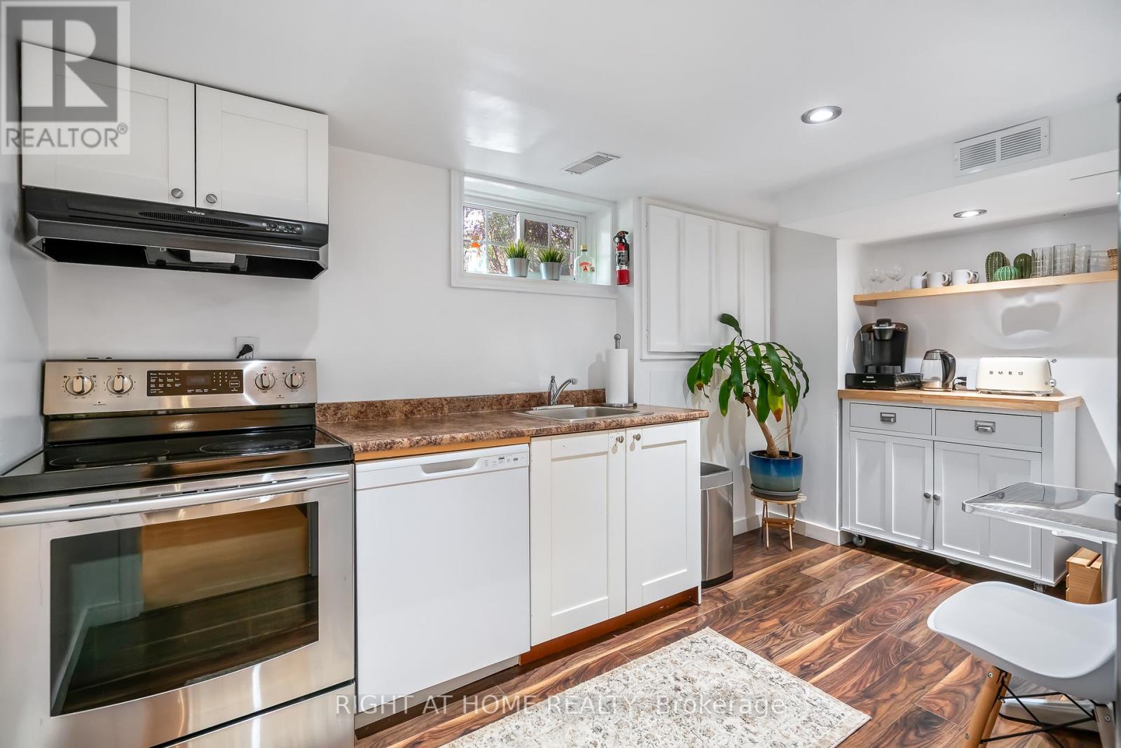 5201 Valley Way, Niagara Falls, Ontario  L2E 1X3 - Photo 24 - X13041728