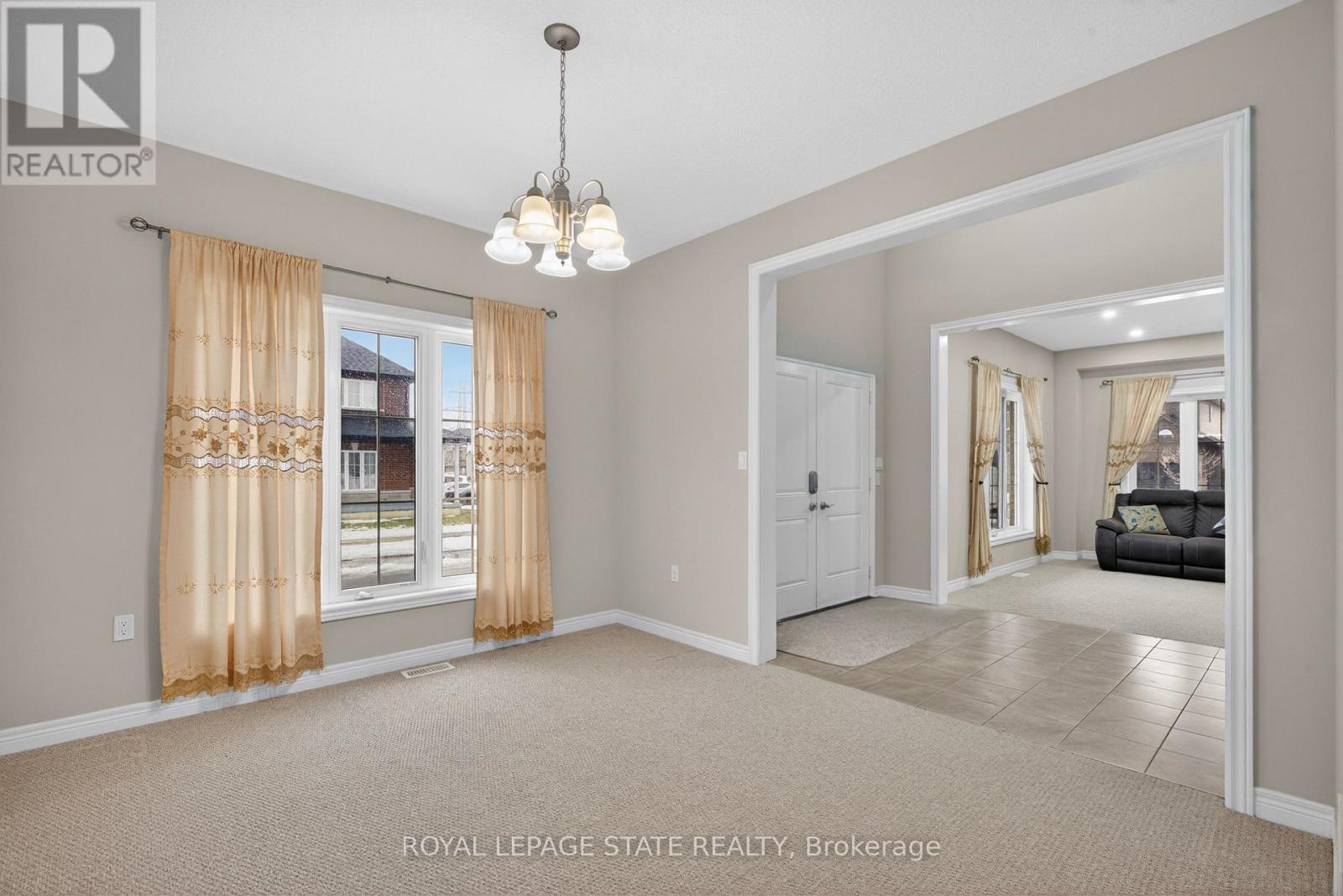 79 Dolomiti Court, Hamilton, Ontario  L0R 1P0 - Photo 3 - X13041742