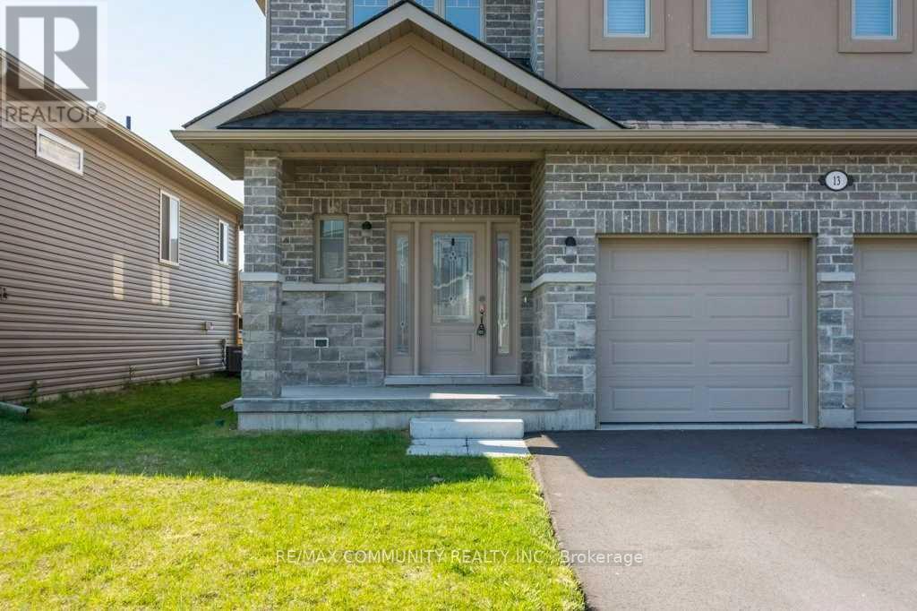 13 Laurel Street, Belleville, Ontario  K8N 0J4 - Photo 2 - X13041746