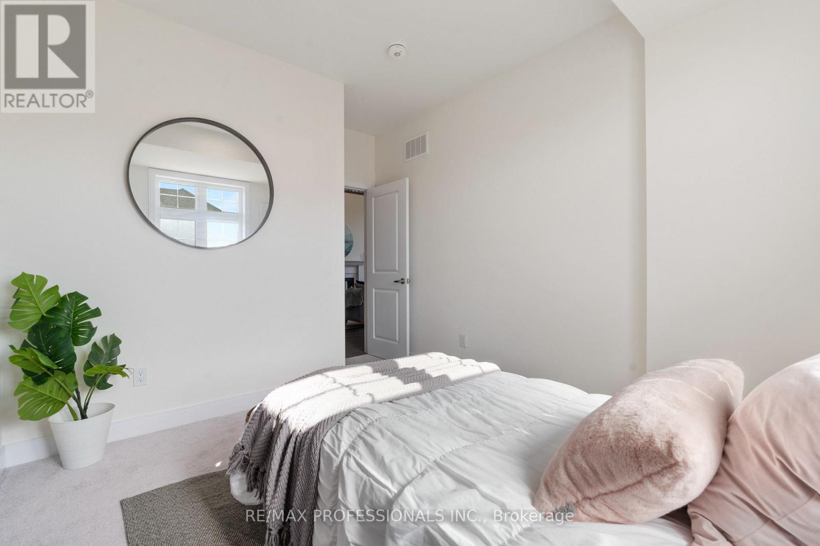 11 Blue Heron Drive, Quinte West, Ontario  K0K 1L0 - Photo 17 - X13041766