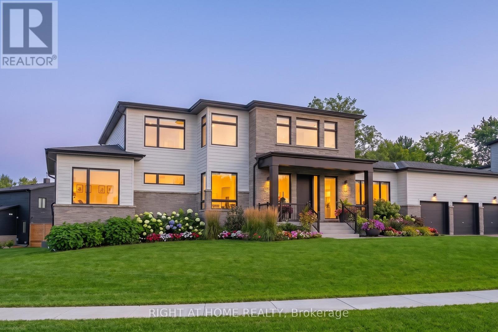 110 Sladden Court, Blue Mountains, Ontario  N0H 2P0 - Photo 2 - X13041790