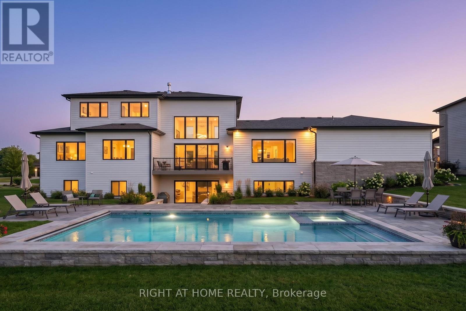 110 Sladden Court, Blue Mountains, Ontario  N0H 2P0 - Photo 46 - X13041790