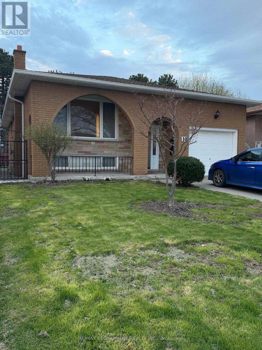 Upper - 10 Fairington Crescent, Hamilton, Ontario  L8E 3N4 - Photo 2 - X13041814