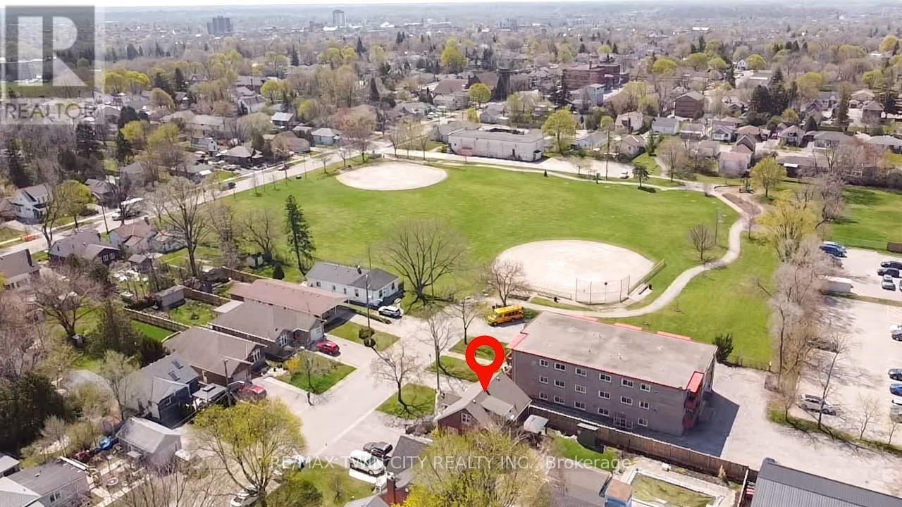 32 Fulton Street, Brantford, Ontario  N3R 4E5 - Photo 45 - X13041884