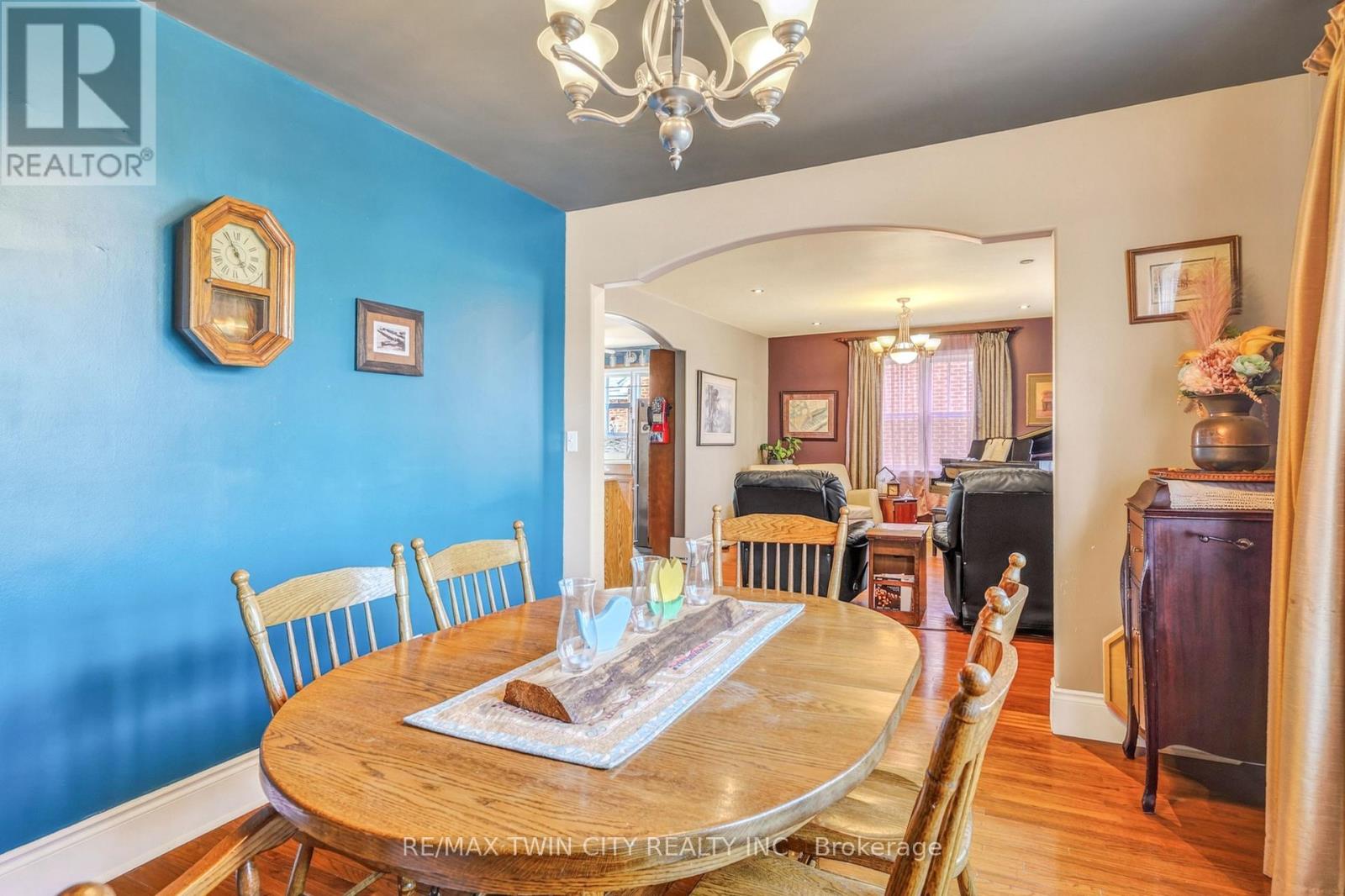 32 Fulton Street, Brantford, Ontario  N3R 4E5 - Photo 7 - X13041884